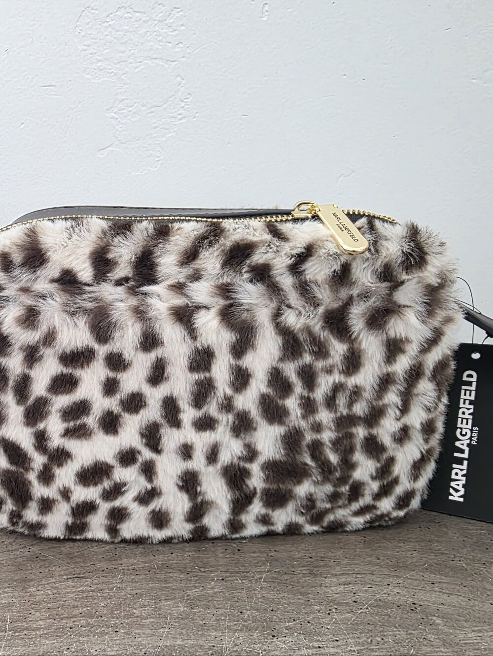 Karl Lagerfeld Paris Faux Fur Leopard Print Crossbody Bag New Viral - Picture 7 of 8